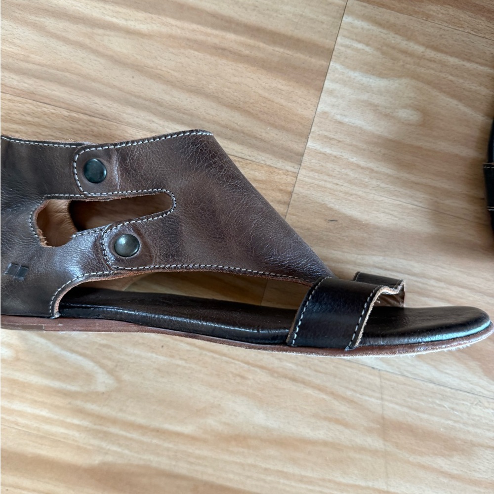 Super Cute Bed Stu Soto Distressed Rustic Taupe Brown Sandals - Sz 8 - Picture 3 of 10